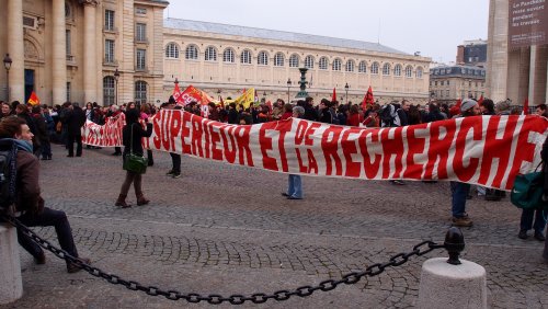 départ de la banderole "appel de l'ESR"